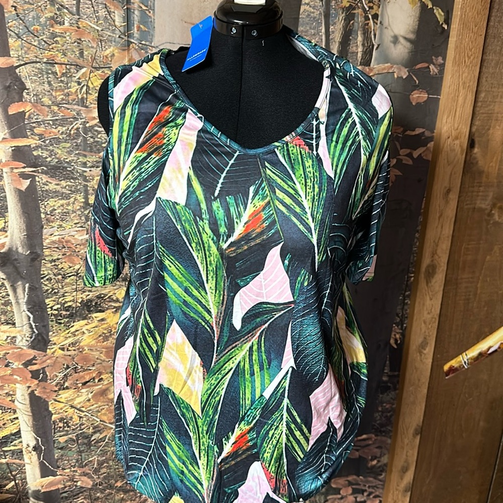 Brand new Floral Top